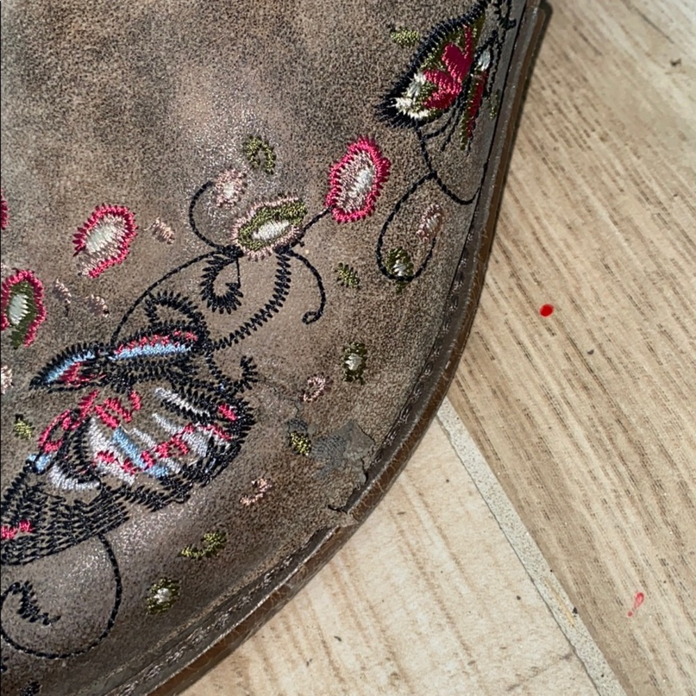 Embroidered Faux Leather Ankle Boots Sz 9.5-10 - Picture 10 of 11